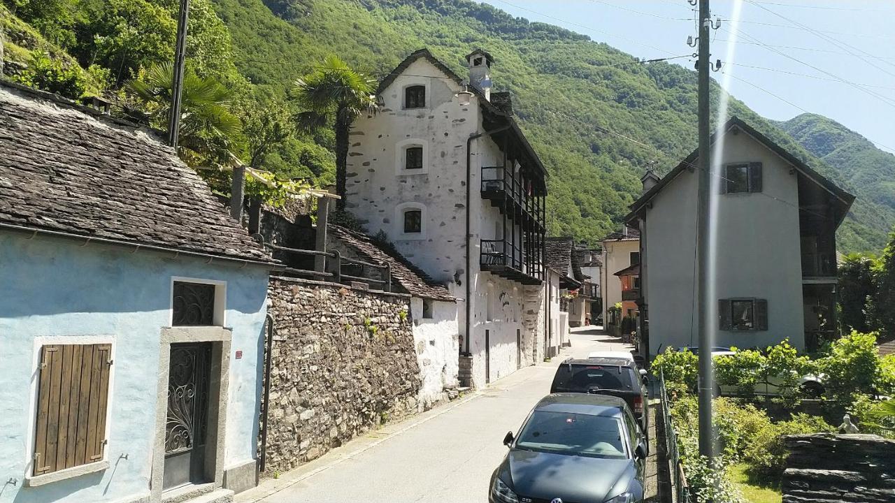 Residenza Americana Someo Экстерьер фото