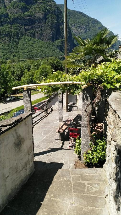 Residenza Americana Someo Экстерьер фото
